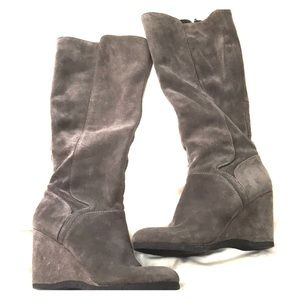 Like new Nine West tall suede wedge boots